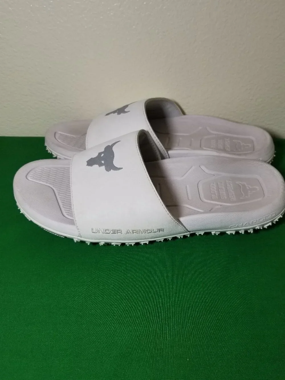 Under Armour White Rock Slide 2.0 Men Size 8 Michelin Tire Project Rock Shoes